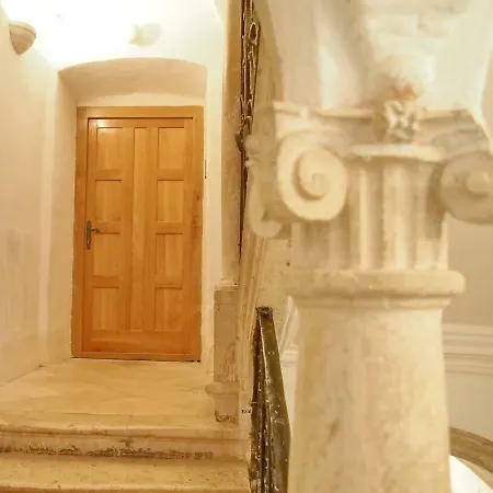 Luna Guest house *